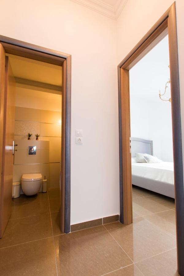 Poseidon Luxury Apartment Foiníkion Dış mekan fotoğraf